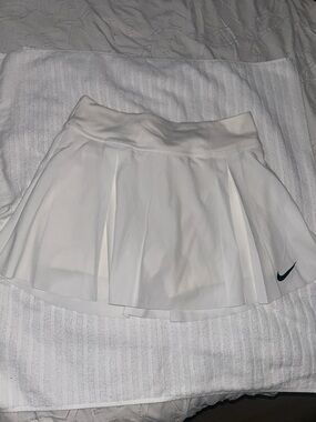 Nike Women's Dri-FIT Advantage Short Skirt